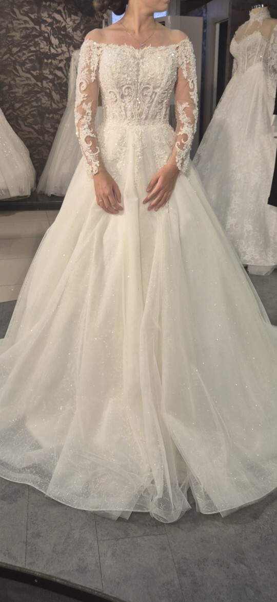 Sizce bu gelinlik modeli nasıl olmuş?