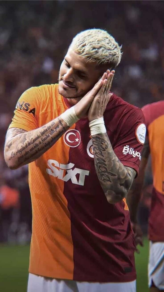 Hem çok tatlı hem de çekici bulduğunuz bir ünlü var mı?