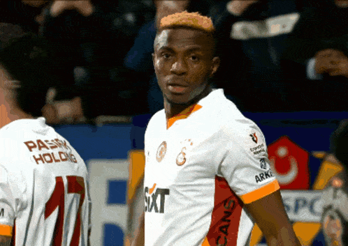Hem çok tatlı hem de çekici bulduğunuz bir ünlü var mı?
