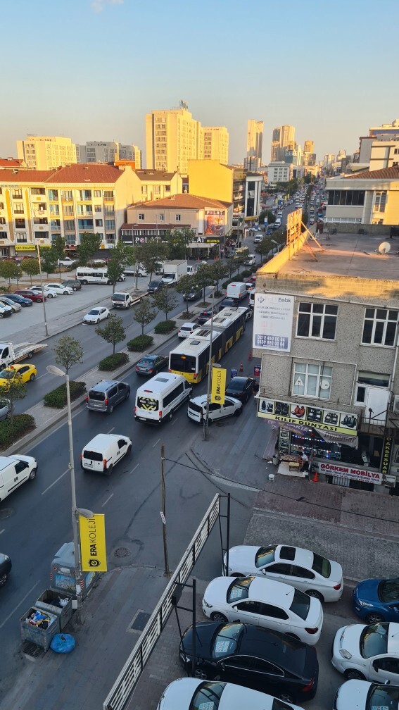 İstanbul hoştur güzeldir ama çok kalabalıktır bea. Nasıl yaşıyorsunuz?
