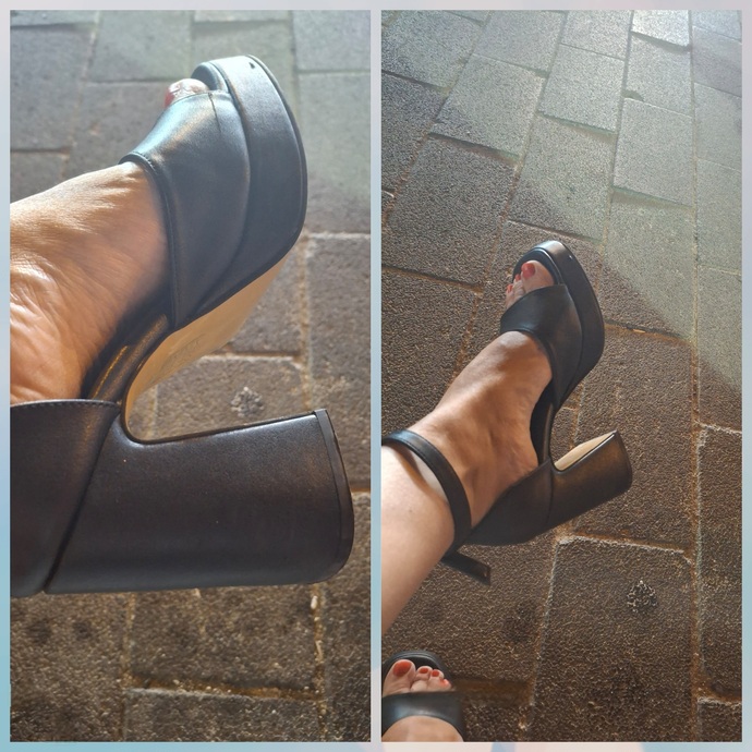 Dost başa, düşman ayağa bakarmış.. topuklarım çok mu yüksek👠?