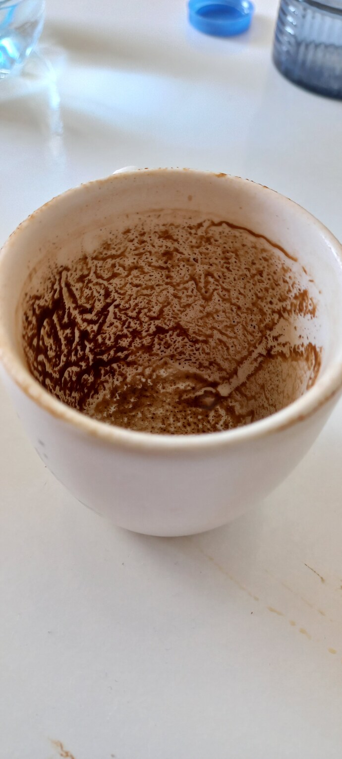 Fal bakabilenler varsa hayatimda onemli bir durum var o nasil olcak bakar misiniz lutfen?