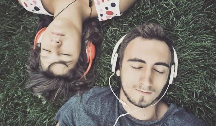 Şu anda ki ruh halini bir şarkı ile anlatır mısın?