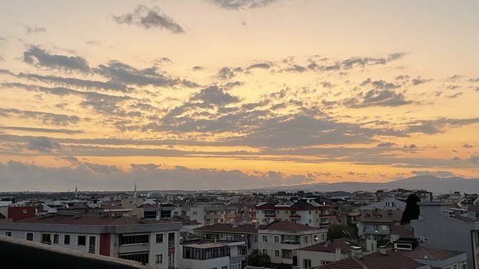 Yaz günleri terasta yatıyorum?