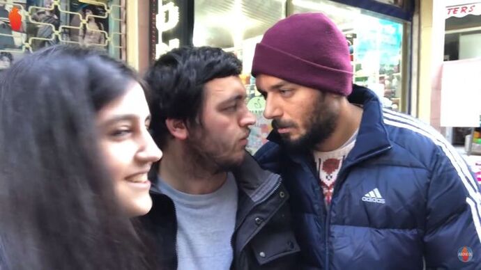 Hoşlandığın birine karşı, şakanın dozunu kaçırdığın oldu mu?