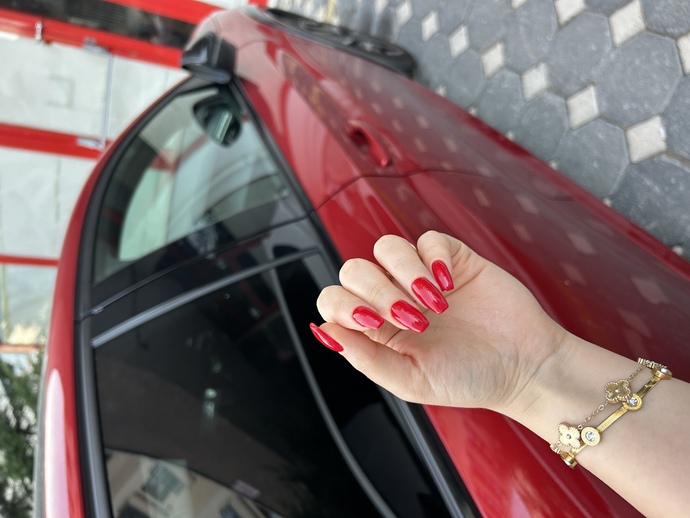 Araba ve ojelerim birbirini tamamlamış mı sizce ❤️?