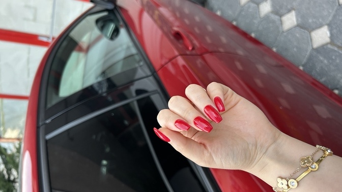 Araba ve ojelerim birbirini tamamlamış mı sizce ❤️?