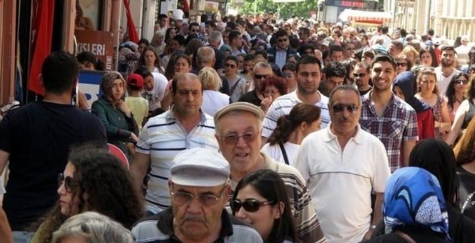 Türkiyede yaşlı nüfus artarken çocuk nüfusu hızla düşüyor! Sizce neden böyle oluyor?