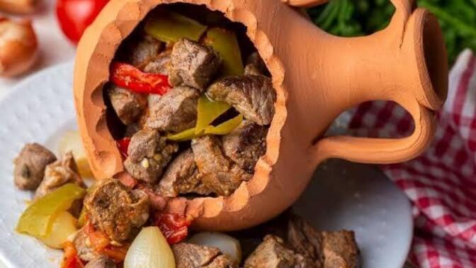 Eşiniz/Sevgiliniz akşam akşam ‘’TESTİ KEBABI’’ istese yapar mıydınız?