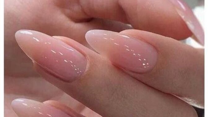 Kızlar hangi model iyi sizce yardımcı olur musunuz?