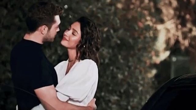 Yeni bir aşkta, ilk buluşmada yapılacakları kadın mı belirlemeli, erkek mi?