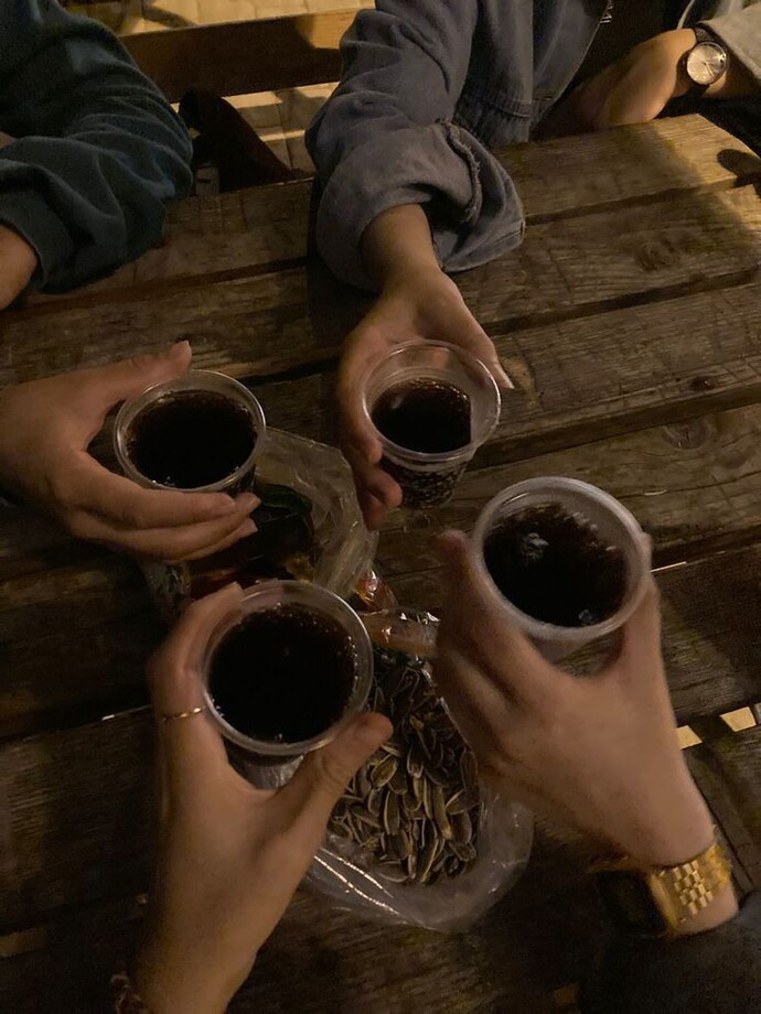 En son ne zaman çekirdek yiyip yanında kola içtiniz?