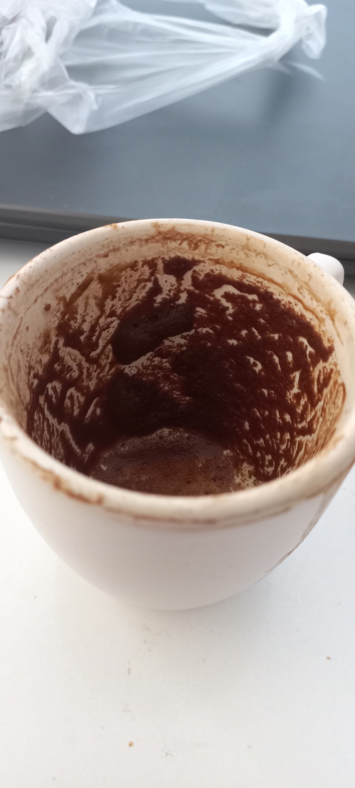 Kave falı bakan var mıı?