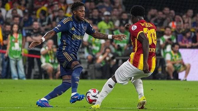 Göztepe 0 - Fenerbahçe 0... Sarı lacivertliler lige puan kaybıyla başladı! Maçı nasıl buldunuz?
