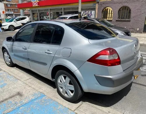 Renault Megane 2 nasıl otomobil sizce?
