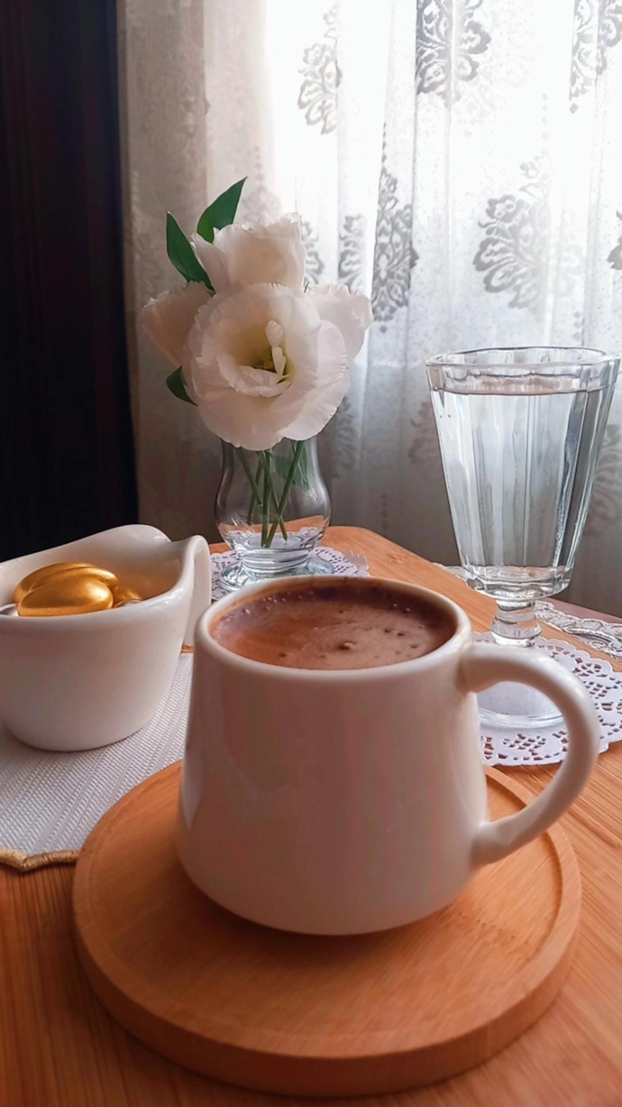 Çayı mı kahve mi desem?