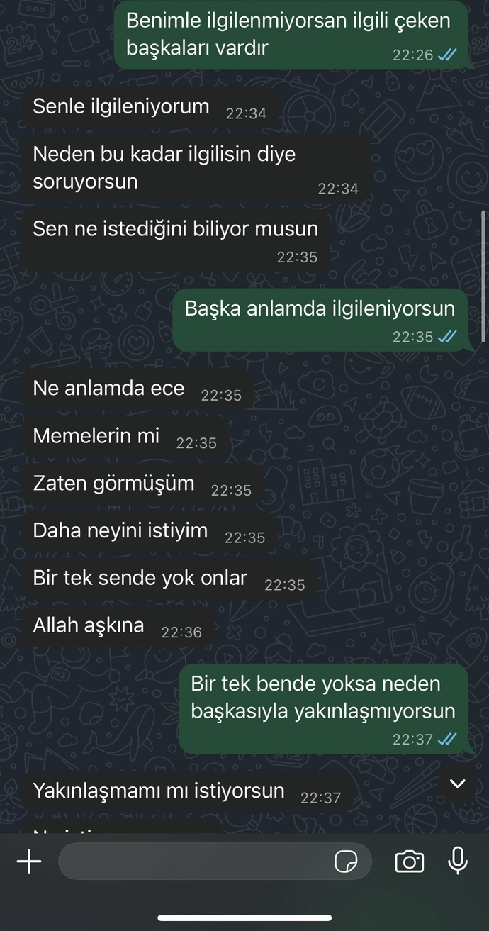 Eski sevgilim neden böyle bağı hiç yok mu benimle?