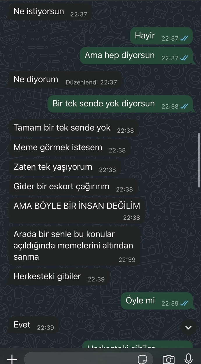Eski sevgilim neden böyle bağı hiç yok mu benimle?