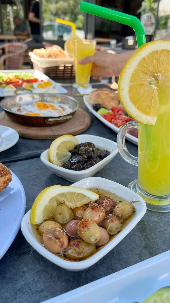 Kahvaltıda sizi mutlu eden en büyük detay nedir?