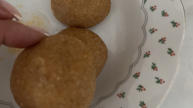 İçli köfte yaptım yiyonuz mu?