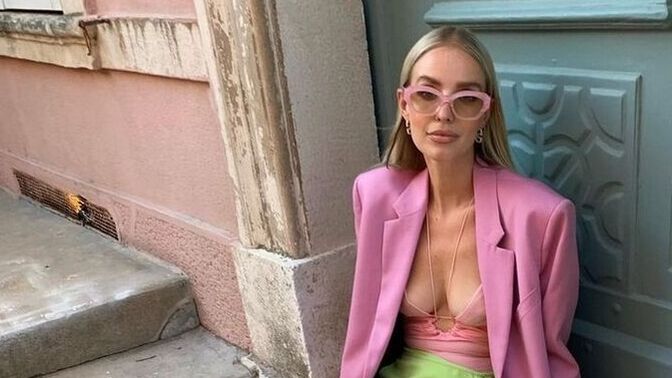 Pembe ile hangi rengi kullanırsınız giyimde?