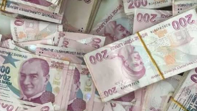 İlk maaşınızı alıp harcar mısınız yoksa altına mı yatırım yapardınız?