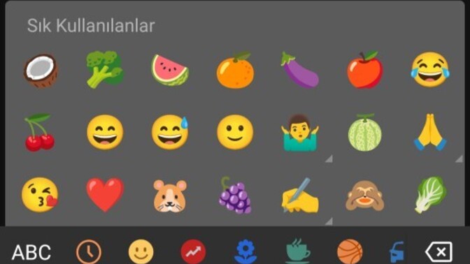 Hiç arkadaşınıza yanlışlıkla farklı emoji yolladınız mı?