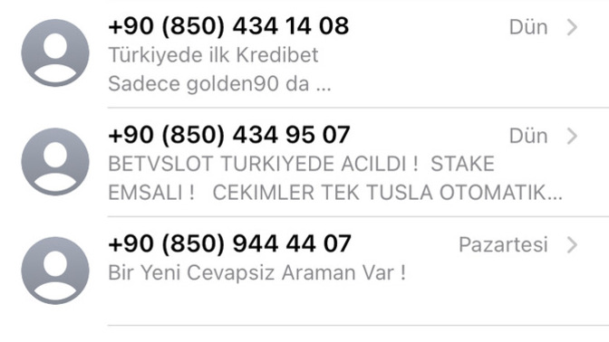 Sürekli aynı mesajlar başka numaralardan geliyor. Dolandırıcı olduğu belli ne yapmalıyım?