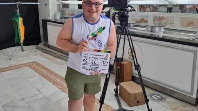 Bir yaşını komedi filmi olarak çekseydin, bu hangi yaşın olurdu?