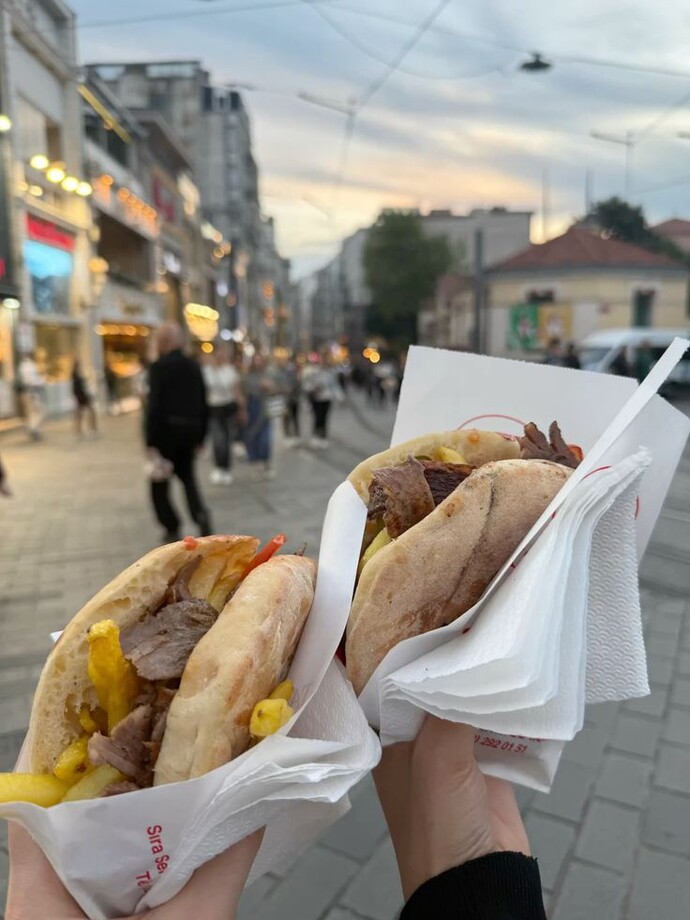 Sokak lezzetleri sence romantik bir buluşmaya uygun mu?