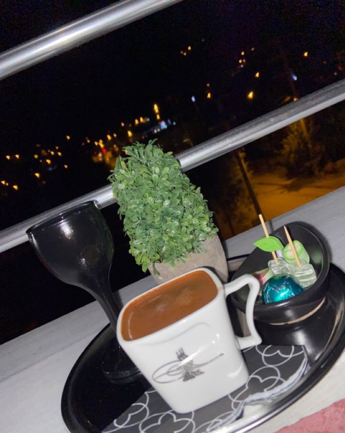 Başınızı yastığa koyunca hemen uyur musunuz yoksa herseyi düşünmeye mi başlar sınız?