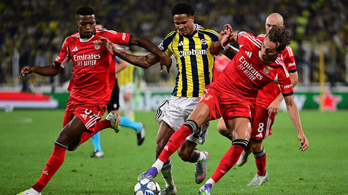 Fenerbahçe - Benfica ile 0-0 berabere kalarak şampiyonlar ligi şansını ikinci maça bıraktı! Maçı nasıl buldunuz?