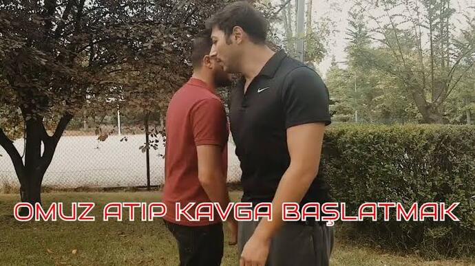 İnsanlar kendilerini tır zannedip kaldırımda bile isteye size çarpıyorlar mı?