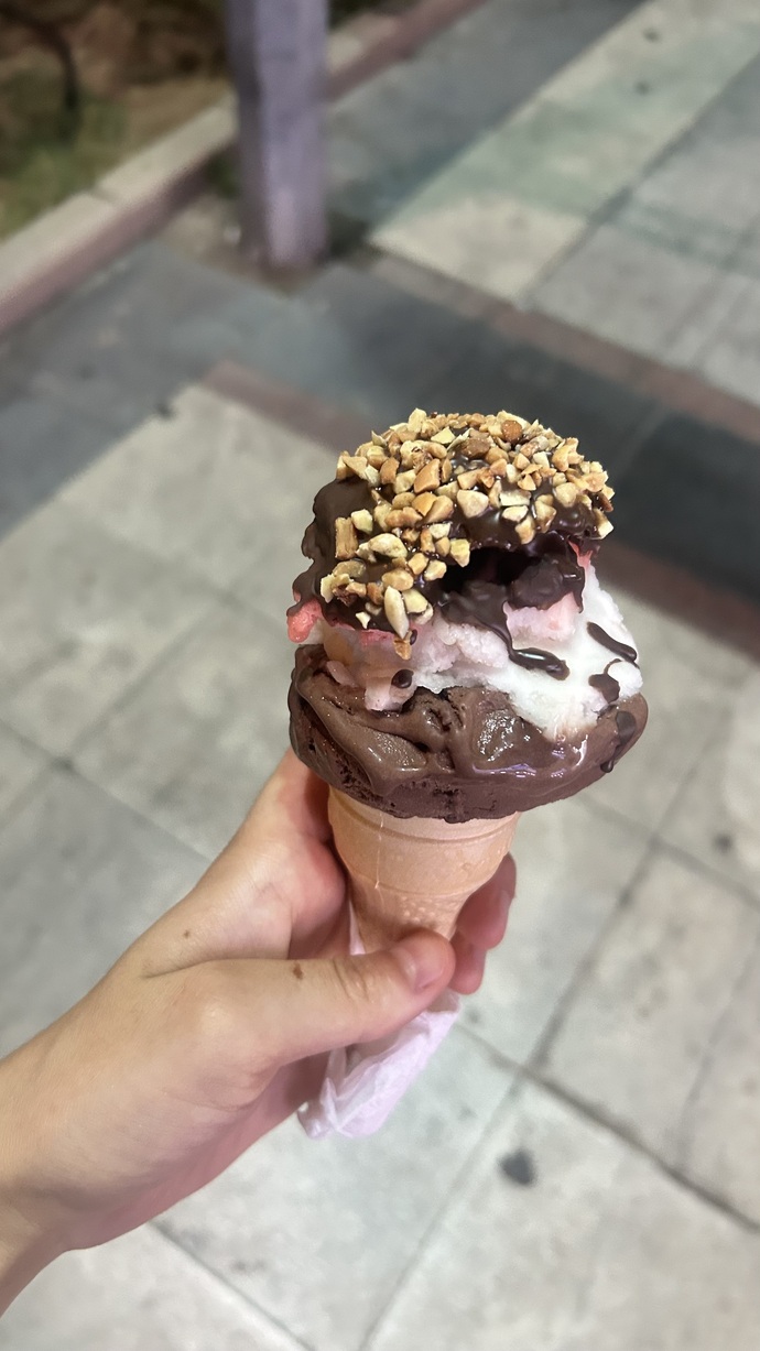 Dondurma yemeyi seviyor musunuz hangi aromalı tercih ediyorsunuz?