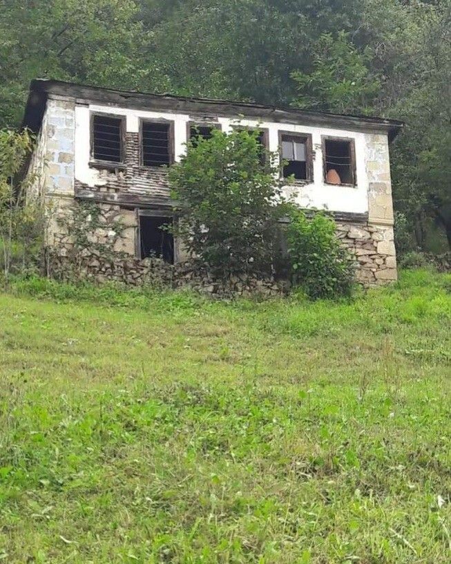 Hiç ıssız bir eve tek başınıza girdiniz mi?