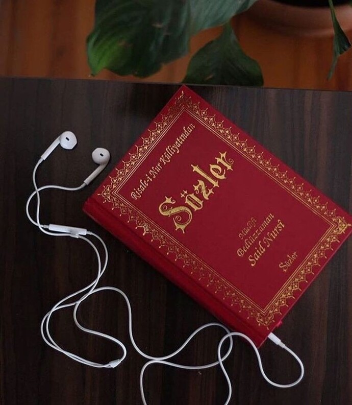 Sizce bir ailede huzuru ve sevgiyi ayakta tutan şey modern yaşamın sundukları mı, yoksa karşılıklı hürmet ve samimiyet mi?