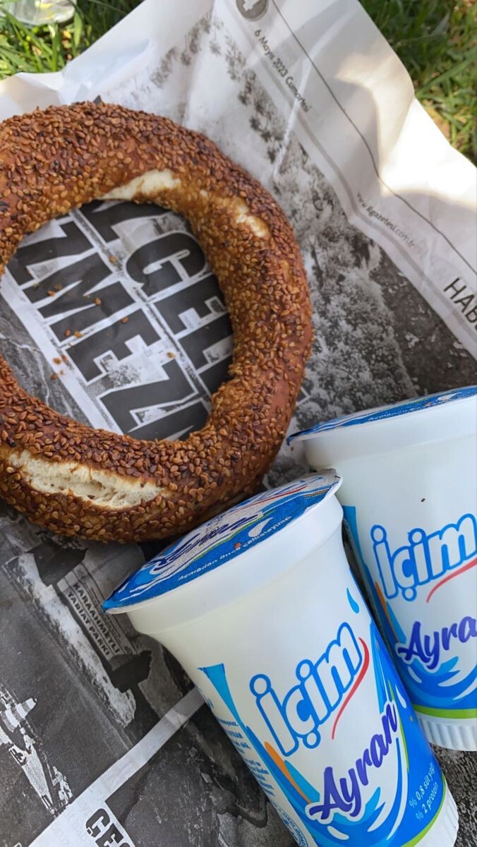Hangisi tam senlik? Simit yanında ayran mı, çay mı?
