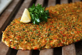 Sabah kahvaltıda içi bol gevrek lahmacun yer misiniz?