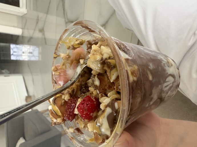 47 kiloyum kilo almaya kıyamadığım için waffle yiyemiyorum : (?