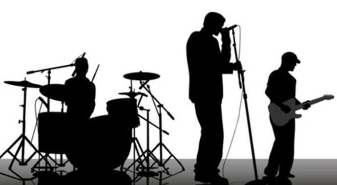Bir müzik grubunuz olsaydı, ismi ne olurdu söyleyim mi?