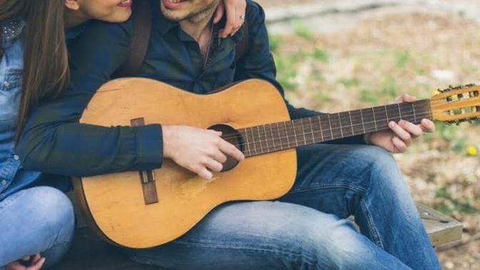 Sevgilinize en son hangi şarkıyı söylediniz?