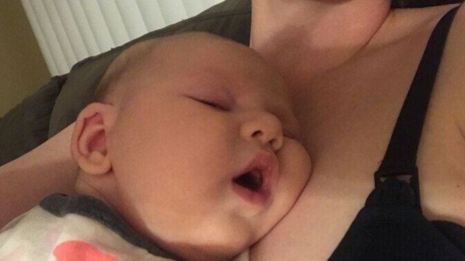 Gece uyanan çocuğa ilk kim bakmalı?