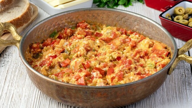 Menemen Soğanlı Mı Olur Yoksa Soğansız Mı?