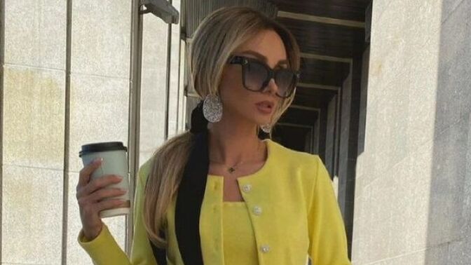 Sarı renk sarışınlara yakışır mı?
