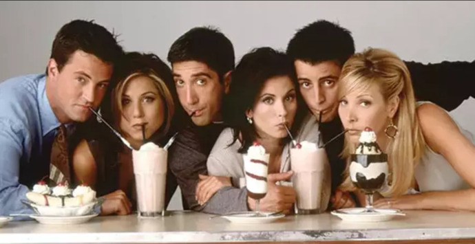 Friends dizisinde hangi karaktere benziyorsunuz? Kişilik ya dış görünüş olarak?