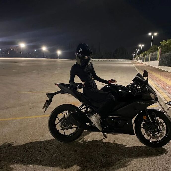 Motorcu kızlar aşık olmaz diye bir şey var mı gerçekten?