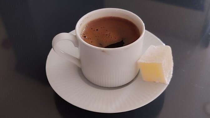 Kahve yanı atıştırman nedir?