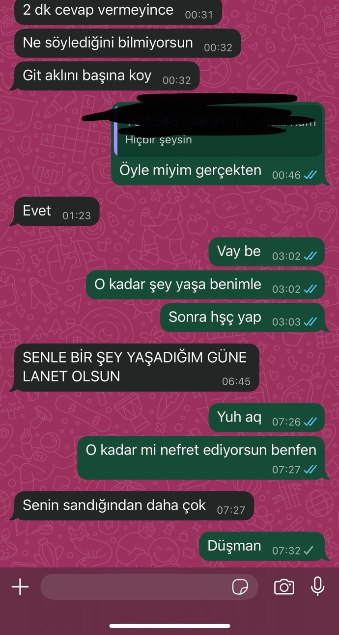 Sizce eski sevgilim engeli geri açmaz mi?