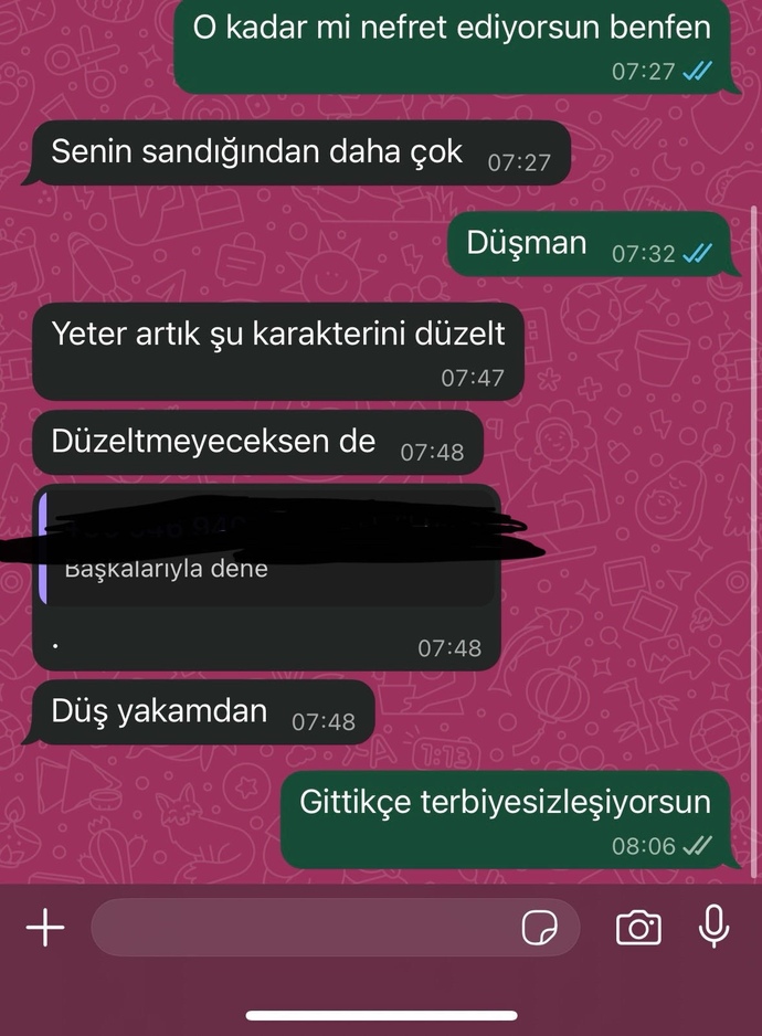 Sizce eski sevgilim engeli geri açmaz mi?