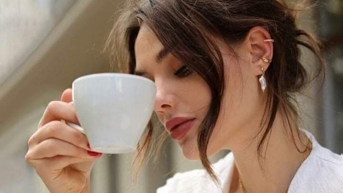 Eşiniz her fırsatta iltifat etse hoşunuza gider mi, sıkılıp hor mu görürsünüz?